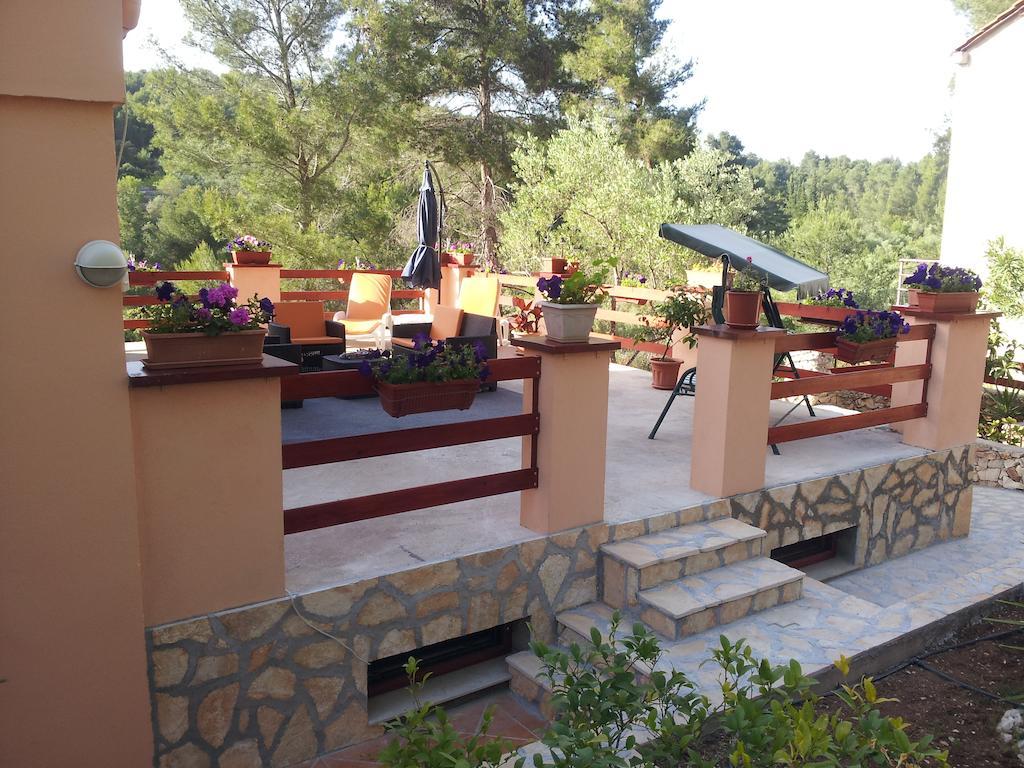 Apartment Vesna Vela Luka Buitenkant foto